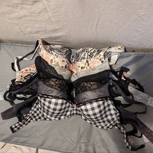 Lot of 7 Victoria's Secret bras size 34D